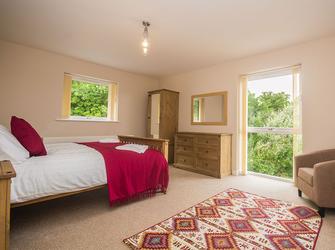 Photo of Hendy - First Floor Apartment