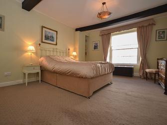 Photo of Kings House