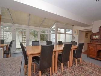 Photo of Kings House