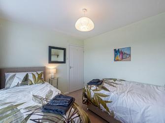 Photo of Lon Penrhyn