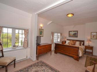 Photo of Wern y Wylan - Court