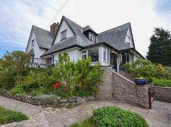 Photo of Wern y Wylan - Court