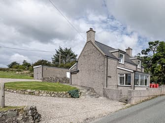 Photo of Neigwl View