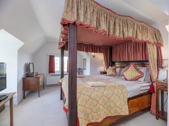 Photo of Wern y Wylan - Court