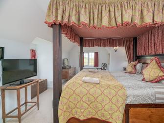 Photo of Wern y Wylan - Court