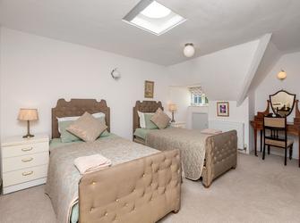 Photo of Wern y Wylan - Court