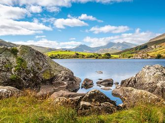 Snowdon to be called Yr Wyddfa