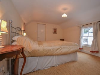 Photo of Kings House