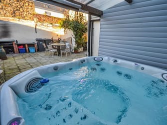 Photo of Kings House