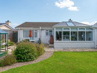 Photo of Lon Penrhyn