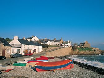 Leveraging Online Platforms: Benefits of Booking.com and Airbnb Integrations for North Wales Holiday Let Makers and Owners